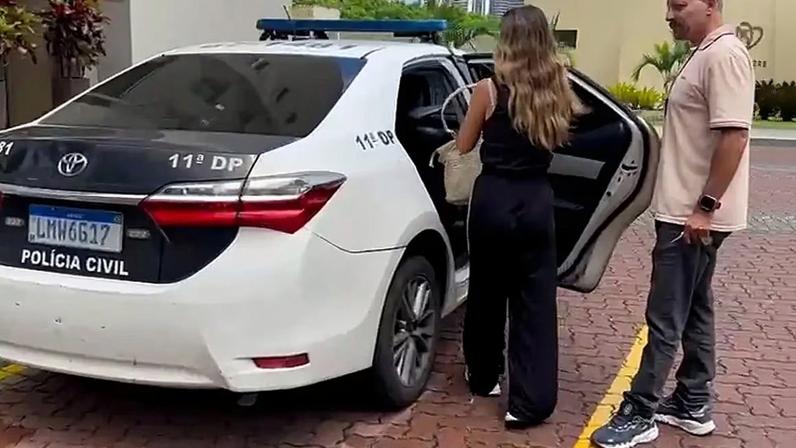 Agostina Paez responde por injúria racial