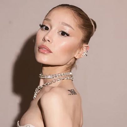 Ariana Grande finaliza novo álbum e antecipa lançamento