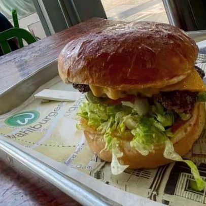 Fast food vira estrela na Calçada da Fama em Hollywood