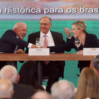 Lula confirma saída de Alckmin e Gleisi de ministérios para disputa eleitoral