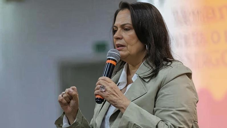 Mara Casares é ex-mulher do ex-presidente Julio Casares