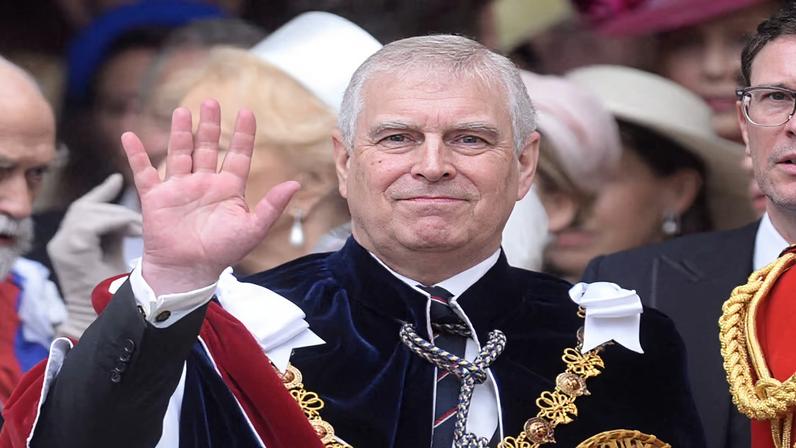 Irmão do rei Charles é alvo de investigação pelo MP britânico