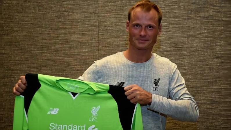 Manninger encerrou a carreira em 2017, pelo Liverpool