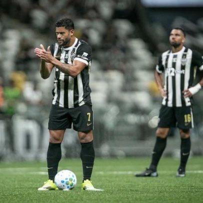 Atlético-MG terá Hulk e titulares de volta contra o Santos