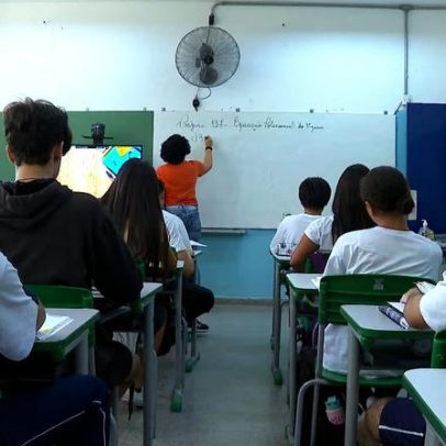 Professor temporário pode sair mais caro no longo prazo, aponta análise