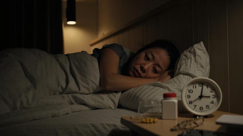 Acordar às 3h da manhã todas as noites: possíveis causas