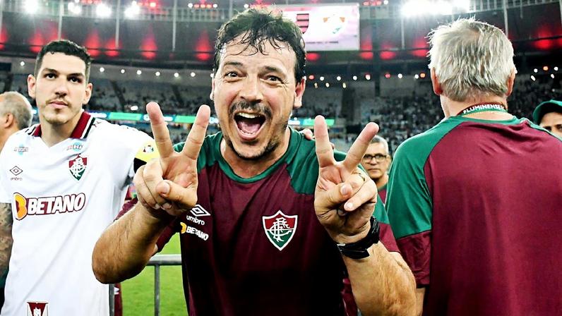 Fernando Diniz se tornou o principal alvo do Corinthians. Estilo corajoso e sem filho como auxiliar. Pontos mais que positivos
