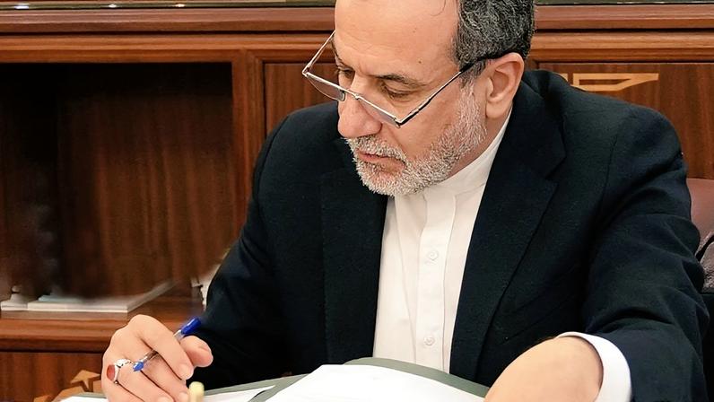 Em comunicado, o ministro das Relações Exteriores iraniano, Abbas Araghchi, disse que "ação provocadora não fará mais do que complicar a situação"
