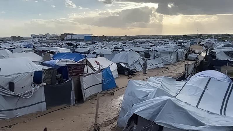 Tendas de palestinos em Khan Younis, na Faixa de Gaza