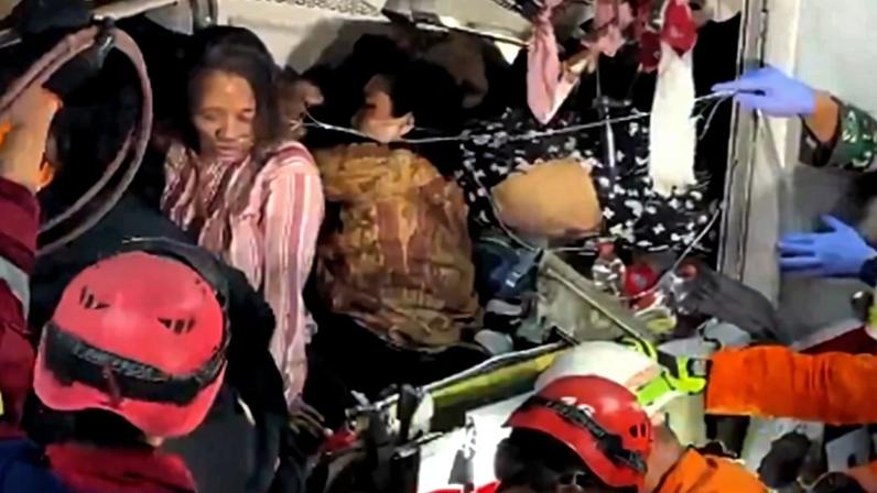 1 de 1 Colisão entre trens deixa ao menos 14 mortos na Indonésia - Foto: Redes sociais/ reprodução