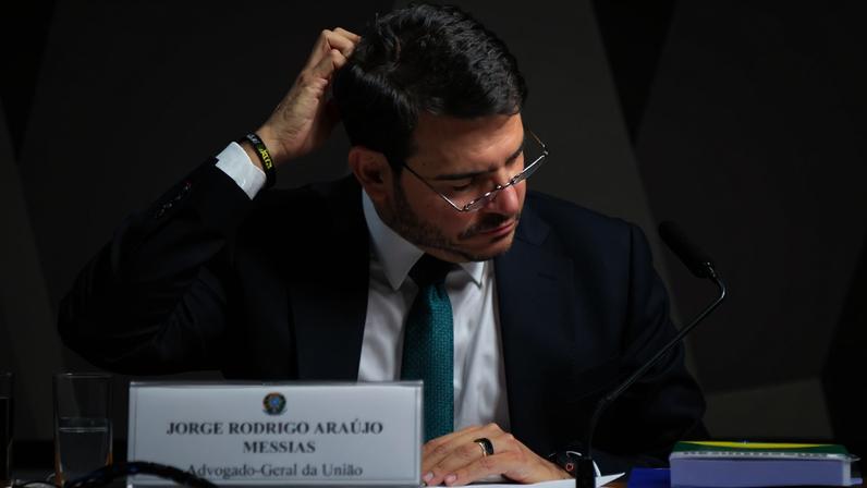 1 de 1 advogado-geral-da-uniao-jorge-messias-indicado-pelo-presidente-lula-ao-stf-passa-por-sabatina-na-ccj-do-senado-metropoles-5 - Foto: VINÍCIUS SCHMIDT/METRÓPOLES @vinicius.foto