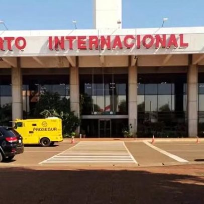 Paraguai: avião cai com milhões de dólares e reais; dinheiro é saqueado