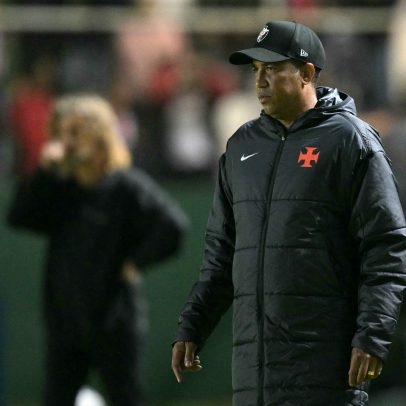 Vasco poderia ter vencido na estreia, diz Bruno Lazaroni
