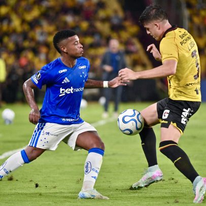 Arroyo se declara rival do Cruzeiro e espera ligação do Barcelona