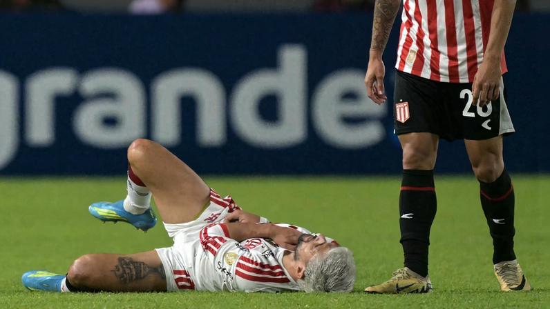 Arrascaeta em Estudiantes x Flamengo — Foto: JUAN MABROMATA/AFP