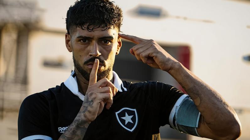 Barboza - Bragantino x Botafogo - Brasileirão — Foto: Anderson Romão/AGIF