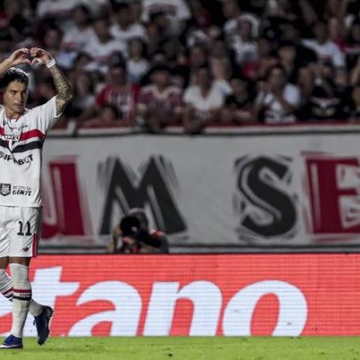 Ferreira emociona-se após hat-trick pelo São Paulo