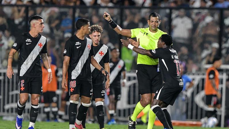 Súmula de Vasco x Botafogo — Foto: Reprodução