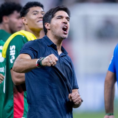 Abel critica árbitro, celebra vitória do Palmeiras e pede Paulinho e Roque