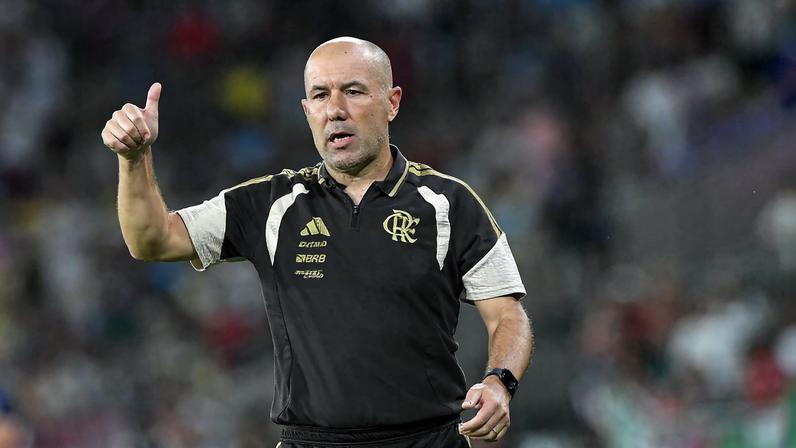 Leonardo Jardim; técnico do Flamengo — Foto: Thiago Ribeiro/AGIF
