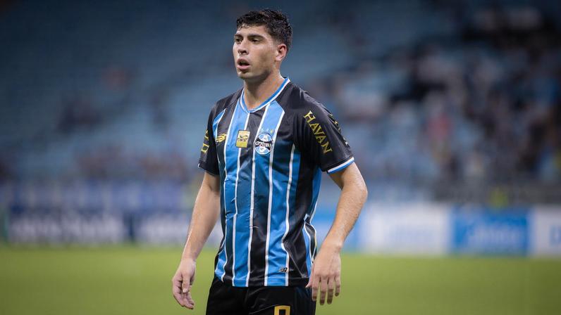 Nardoni em Grêmio x Riestra — Foto: Maxi Franzoi/AGIF