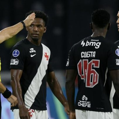 Thiago Mendes protesta contra árbitro após derrota do Vasco