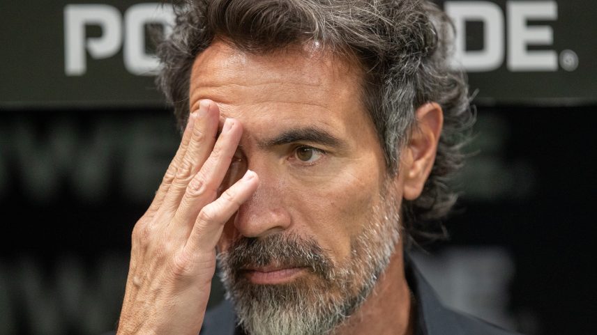 Meia do Atlético-MG, Bernard comenta cobranças do técnico Eduardo Domínguez: "É grave"