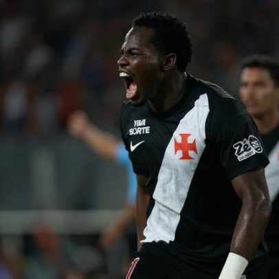 Gómez cresce no Vasco após conselhos de Renato e mira à área