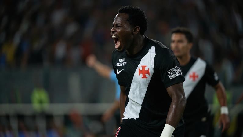 Andres Gomez - Vasco x São Paulo - Brasileirão - São Januário — Foto: Jorge Rodrigues/AGIF