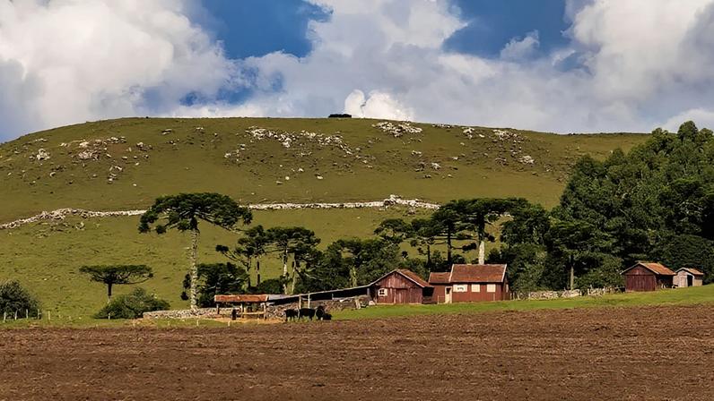 Vista de uma propriedade rural no interior do Rio Grande do Sul