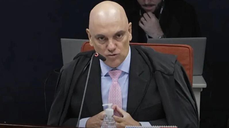 Ministro do STF teve escritório da esposa citado em provas por envolvimento com o banqueiro Daniel Vorcaro, do Banco Master. (Foto: reprodução/Youtube TV Justiça)