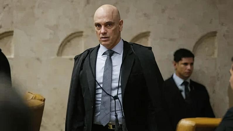 Ministro Alexandre de Moraes durante Sessão plenária do STF