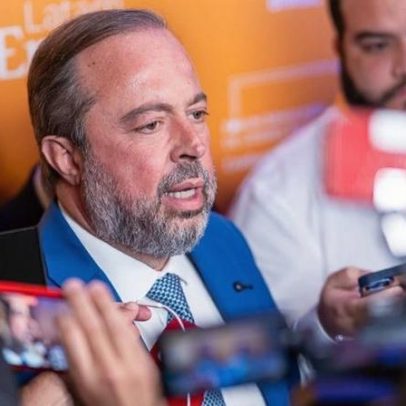 Ministro de Minas e Energia diz que passagens aéreas não devem subir