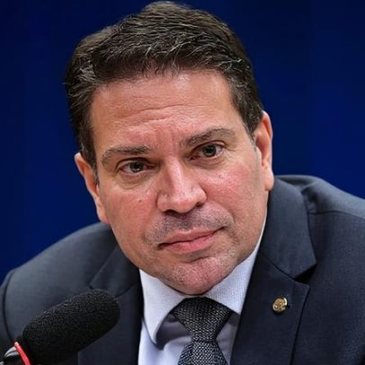 Ramagem apresenta alegações finais ao STF citando votos de Moraes e Dino