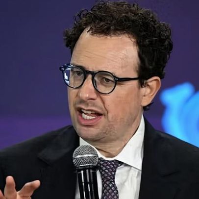 CEO da Anthropic vai à Casa Branca negociar acesso governamental ao Claude Mythos