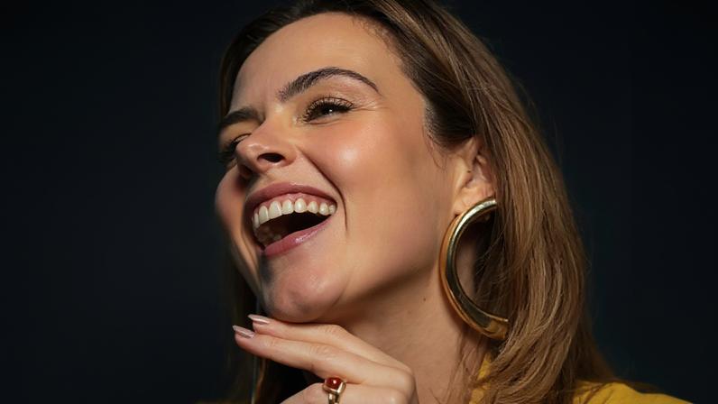 Ana Paula Renault conseguiu se tornar a personalidade mais comentada da internet brasileira por mais de 3 meses