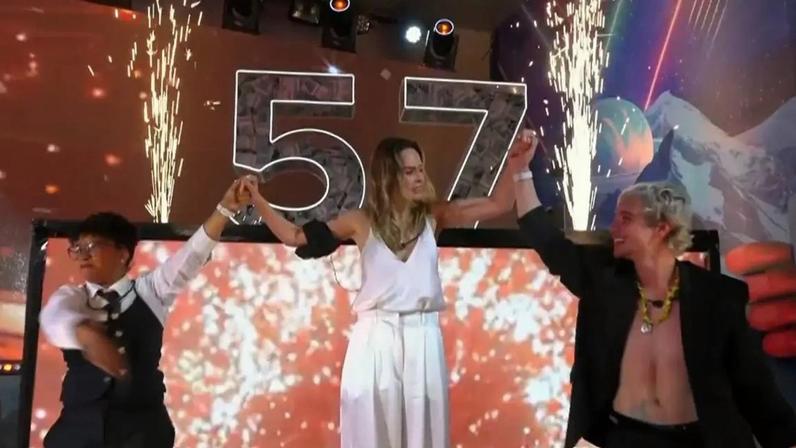 Pódio do BBB 26 com Ana Paula, Milena e Juliano (TV Globo/Reprodução)