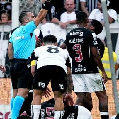 Corinthians é denunciado no STJD por provocação, cusparada e gandulas