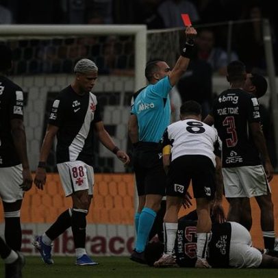 STJD determina 2 jogos a André e absolve o Corinthians por frase no telão