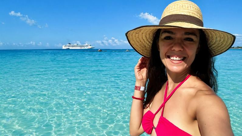 A repórter Andrea Miramontes embarcou sozinha em um navio e conheceu as cabines 'solo', voltadas para viajantes desacompanhados