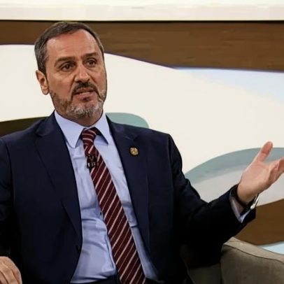 Andrei Rodrigues retira credenciais de agente dos EUA por reciprocidade