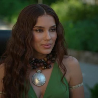 Anitta abre mansão de R$ 11 milhões em programa de Eliana