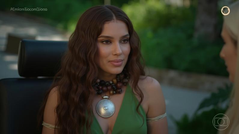 Anitta participou do "Em Família com Eliana"