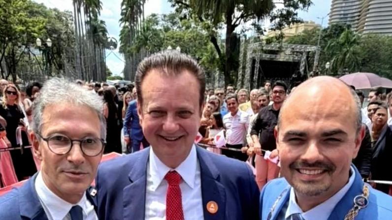 Kassab integrou a plateia que acompanhou a transmissão de cargo em Minas