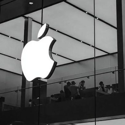 Apple aos 50: lucro estável, mas patina em inovação