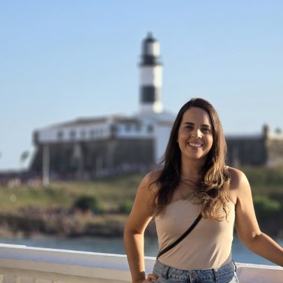 Aprovada no TRE-BA vence a desorganização com mentoria