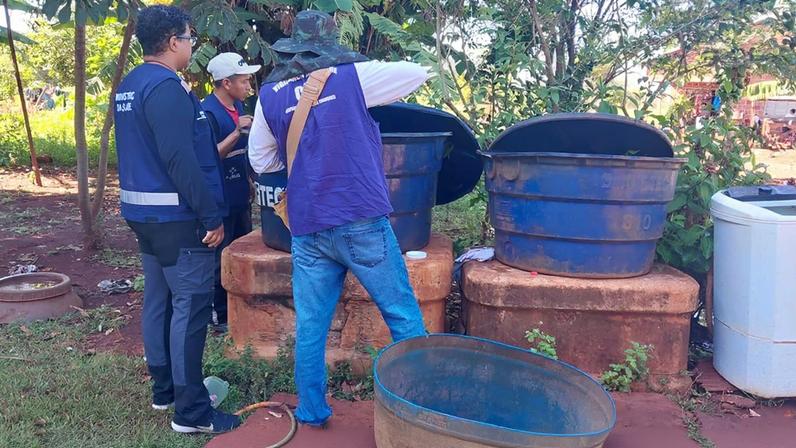 Dourados (MS), 30/03/2026 - O Governo de Mato Grosso do Sul intensifica, por intermédio da SES (Secretaria de Estado de Saúde) o enfrentamento às Arboviroses, com chikungunya, dengue e Zika, com ações integradas nas áreas de assistência, vigilância, diagnóstico, controle vetorial e articulação institucional.