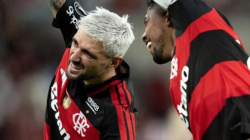 Bruno Henrique comemora gol na vitória do Flamengo
