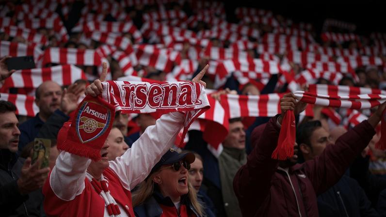 Torcida do Arsenal em jogo contra o Bournemouth 11 de abril de 2026 Action Images via Reuters/Andrew Boyers