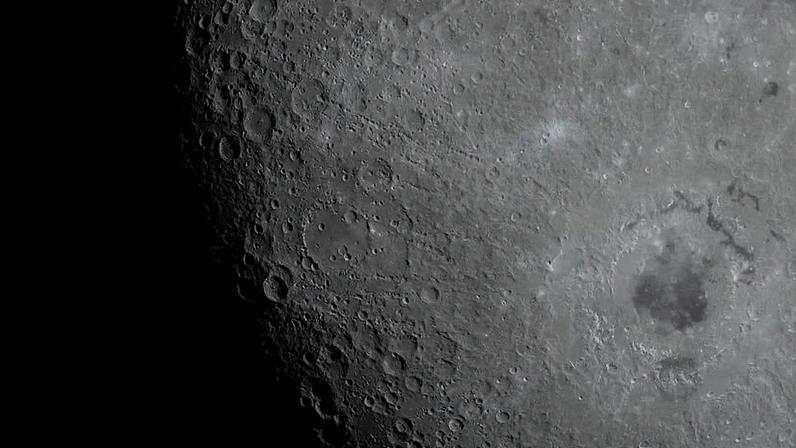 NASA Imagens da Lua tiradas durante missão Artemis II